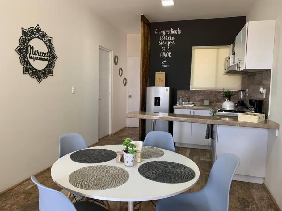 Departamento Completo Y Equipado Con 2 Habitaciones ليون المظهر الخارجي الصورة